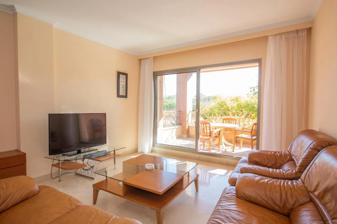 Apt With Heated Pool & Excellent Location - Todoholiday Apartment Benalmadena 0*,  Spain
